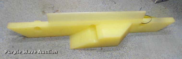 image for item EW9959 2006 Johnston 3000 street sweeper