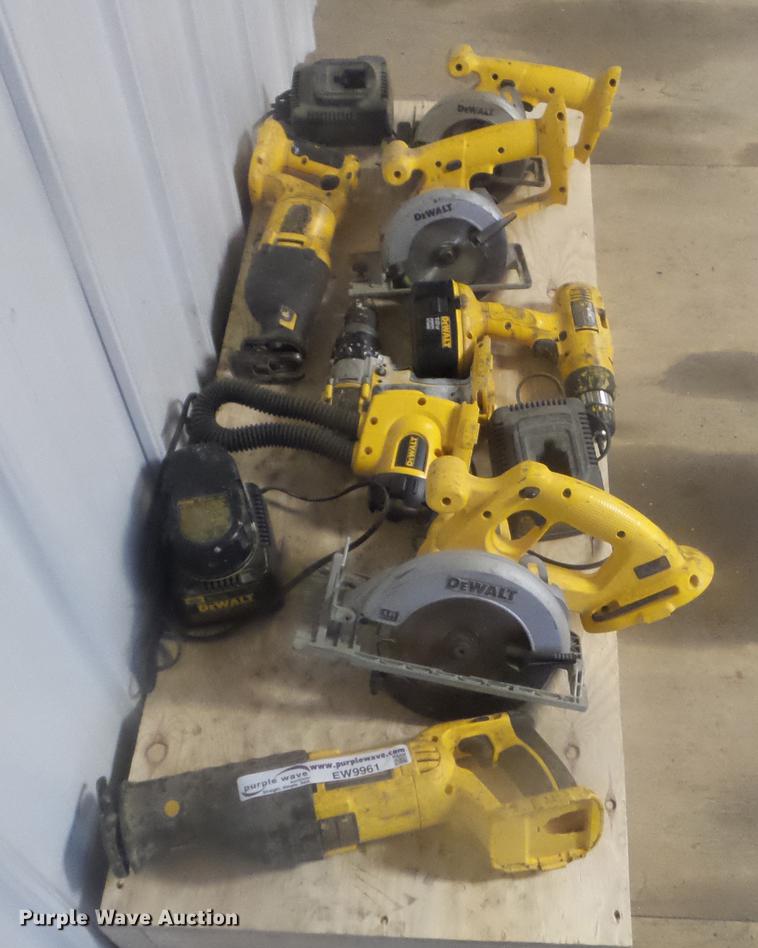 image for item EW9961 DeWalt cordless tools