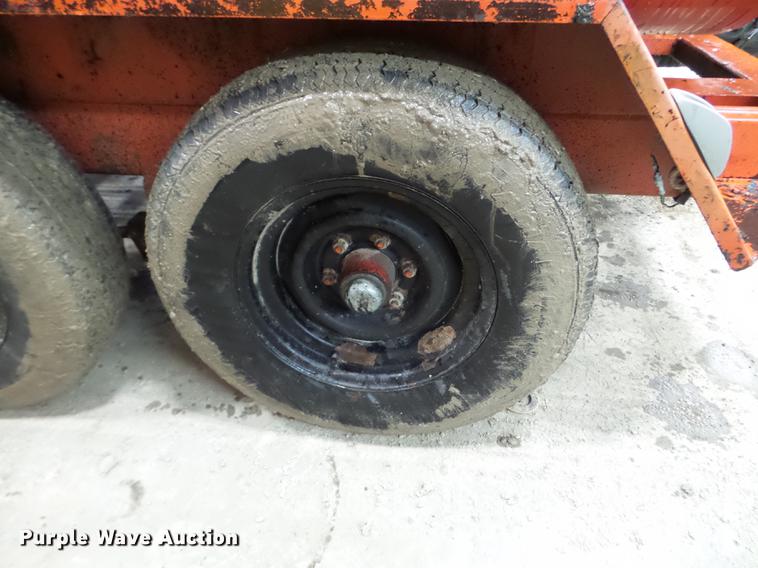 image for item EW9984 2005 Duraco 125D asphalt patch machine