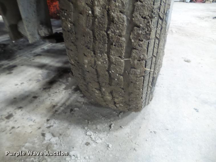 image for item EW9984 2005 Duraco 125D asphalt patch machine