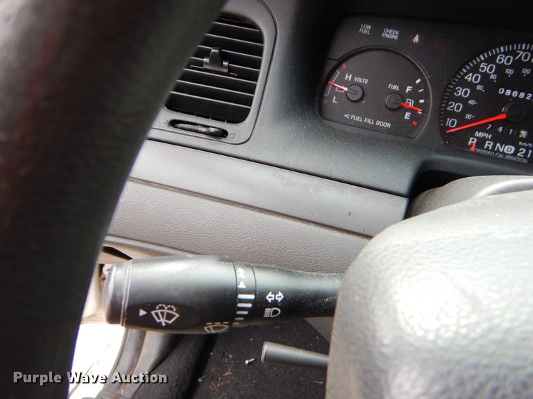 image for item EZ9869 2005 Ford Crown Victoria Police Interceptor