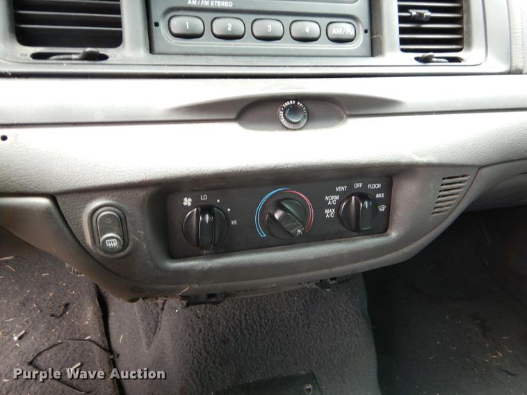 image for item EZ9869 2005 Ford Crown Victoria Police Interceptor