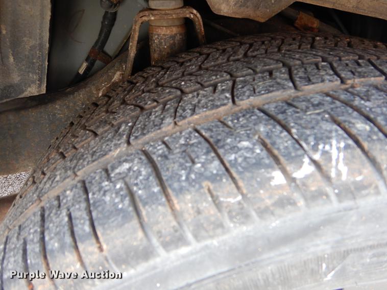 image for item EZ9869 2005 Ford Crown Victoria Police Interceptor