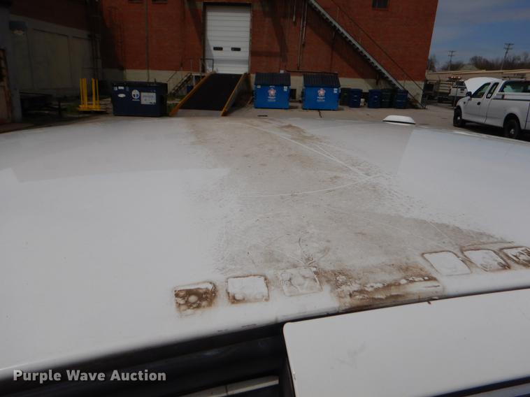 image for item EZ9869 2005 Ford Crown Victoria Police Interceptor