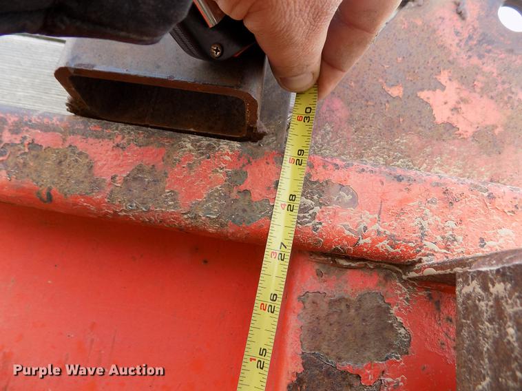 image for item FA9529 1981 International 1754 dump truck