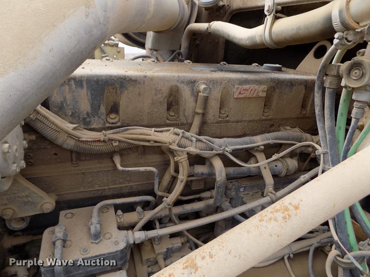 image for item FA9530 2000 Volvo WG refuse truck