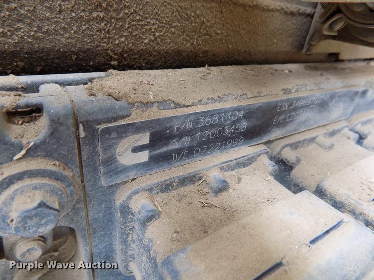 image for item FA9530 2000 Volvo WG refuse truck