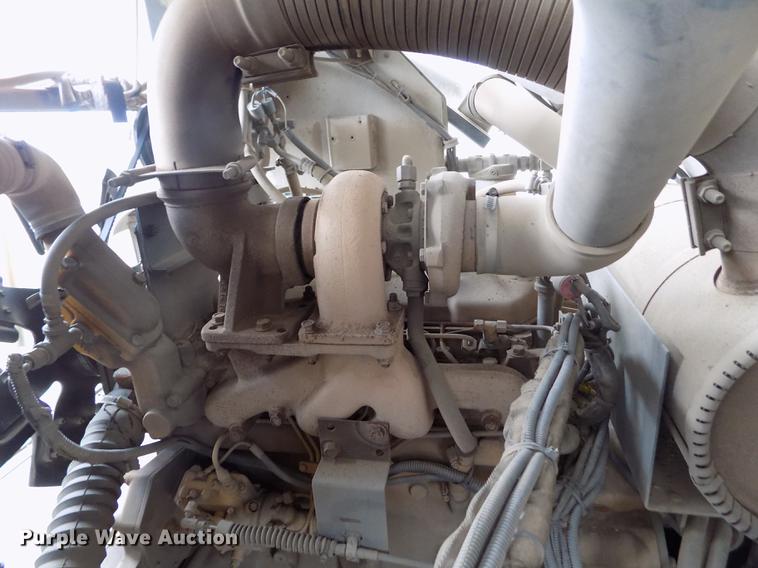 image for item FA9531 1997 Johnston 3000 street sweeper truck