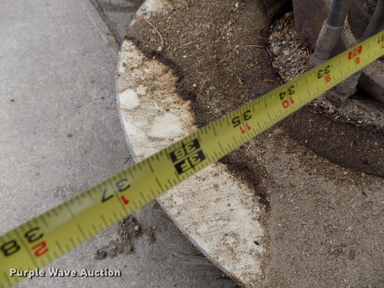 image for item FA9531 1997 Johnston 3000 street sweeper truck