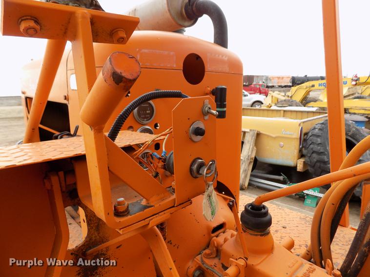 image for item FA9534 Broce T10 broom