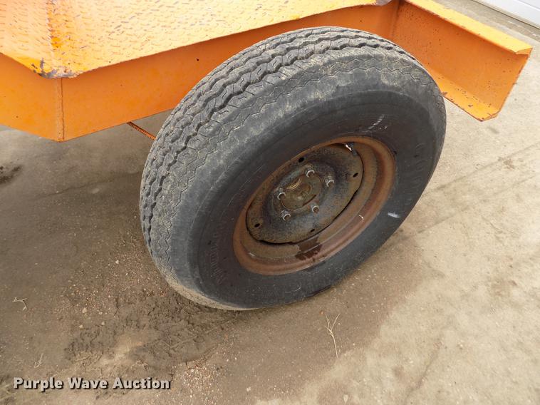 image for item FA9534 Broce T10 broom