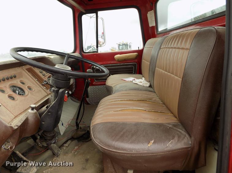 image for item FA9536 1975 Ford 800 fire truck
