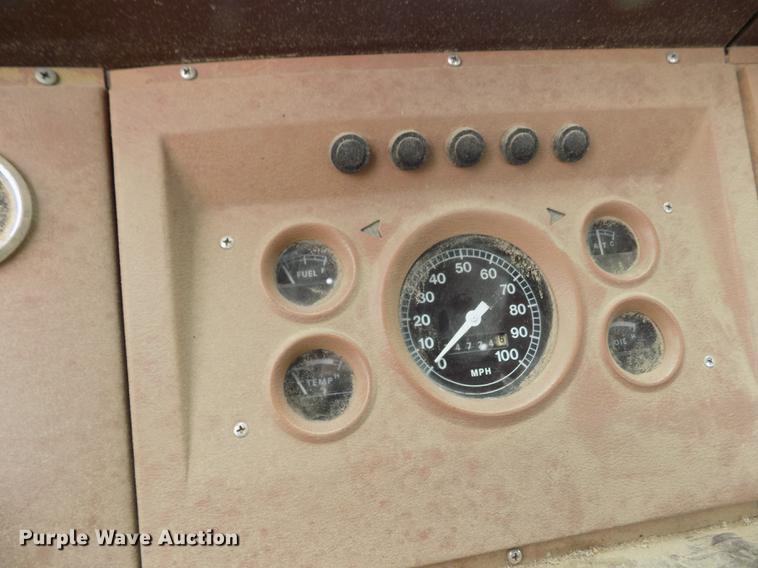 image for item FA9536 1975 Ford 800 fire truck