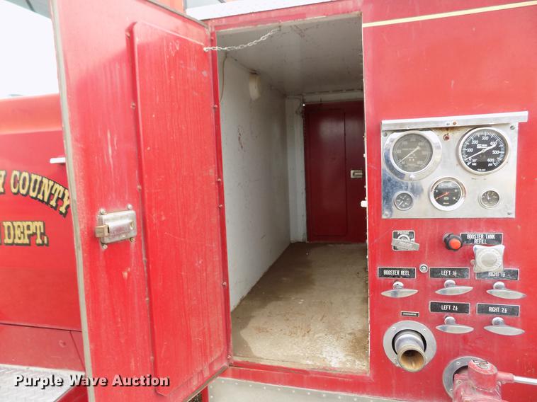 image for item FA9536 1975 Ford 800 fire truck