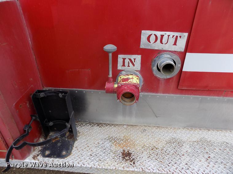 image for item FA9536 1975 Ford 800 fire truck