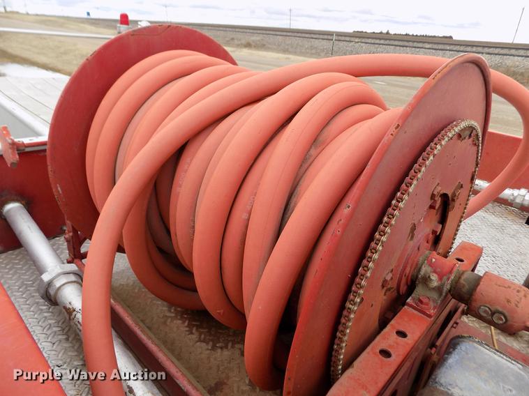 image for item FA9536 1975 Ford 800 fire truck