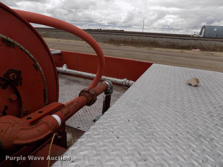 image for item FA9536 1975 Ford 800 fire truck