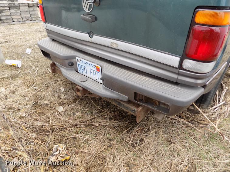 image for item FA9541 1997 Mercury Mountaineer SUV