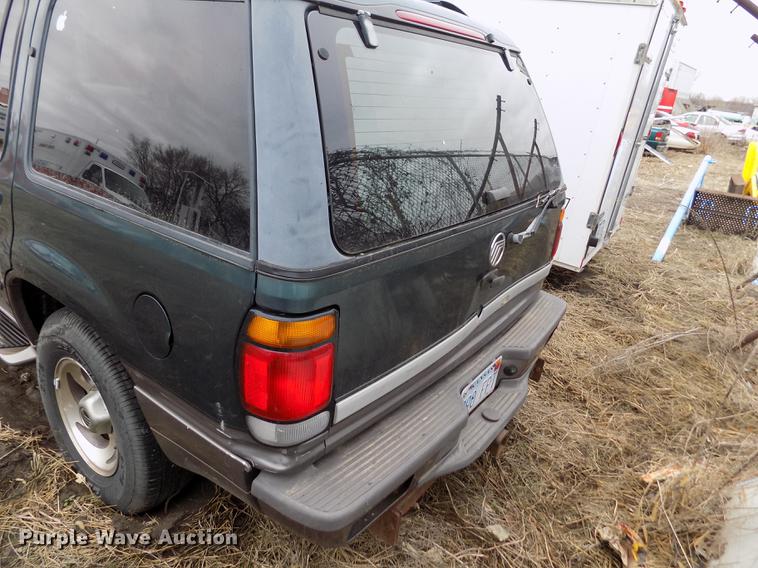 image for item FA9541 1997 Mercury Mountaineer SUV