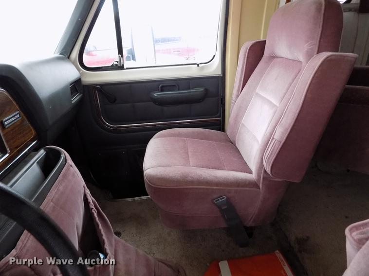 image for item FA9542 1991 Ford Econoline E350 Tioga Arrow RV