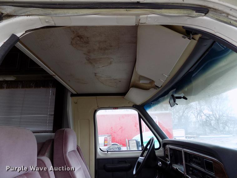 image for item FA9542 1991 Ford Econoline E350 Tioga Arrow RV