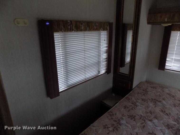 image for item FA9542 1991 Ford Econoline E350 Tioga Arrow RV