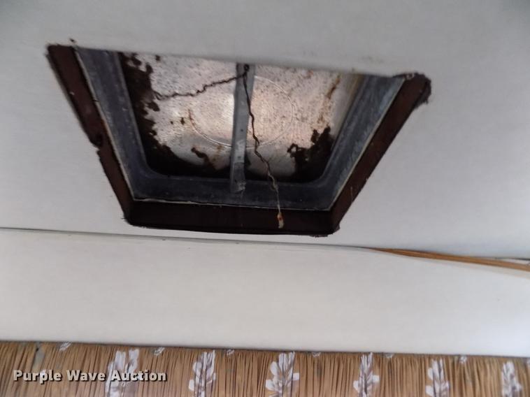 image for item FA9542 1991 Ford Econoline E350 Tioga Arrow RV