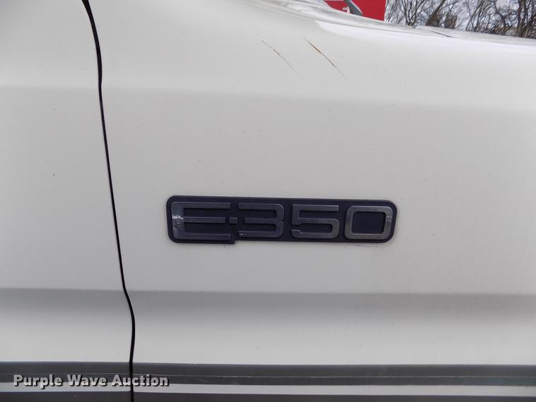 image for item FA9542 1991 Ford Econoline E350 Tioga Arrow RV