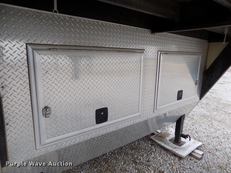 image for item FA9543 2012 ATC M0TGRSX8544TTA4 enclosed cargo trailer