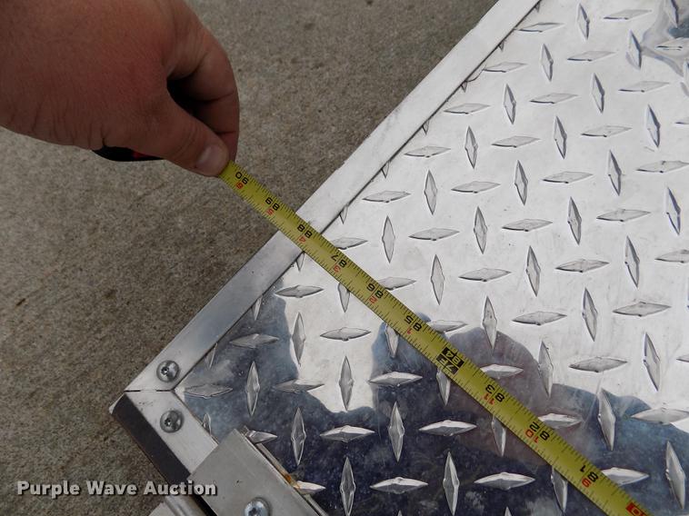 image for item FA9543 2012 ATC M0TGRSX8544TTA4 enclosed cargo trailer