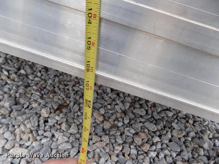 image for item FA9543 2012 ATC M0TGRSX8544TTA4 enclosed cargo trailer