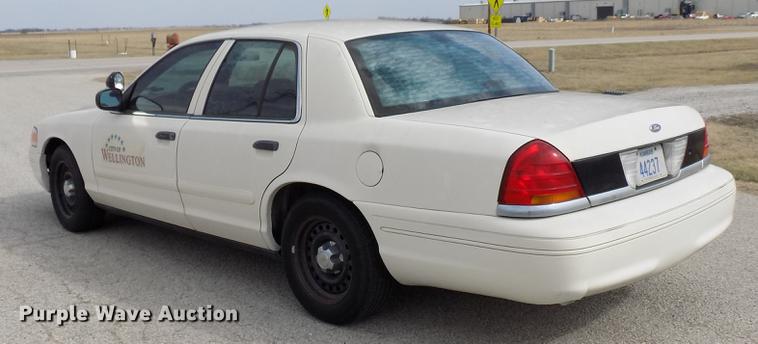 image for item FC9519 1999 Ford Crown Victoria Police Interceptor