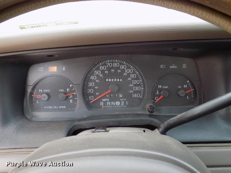 image for item FC9519 1999 Ford Crown Victoria Police Interceptor