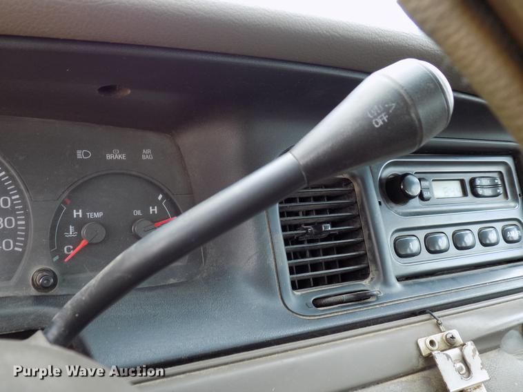 image for item FC9519 1999 Ford Crown Victoria Police Interceptor