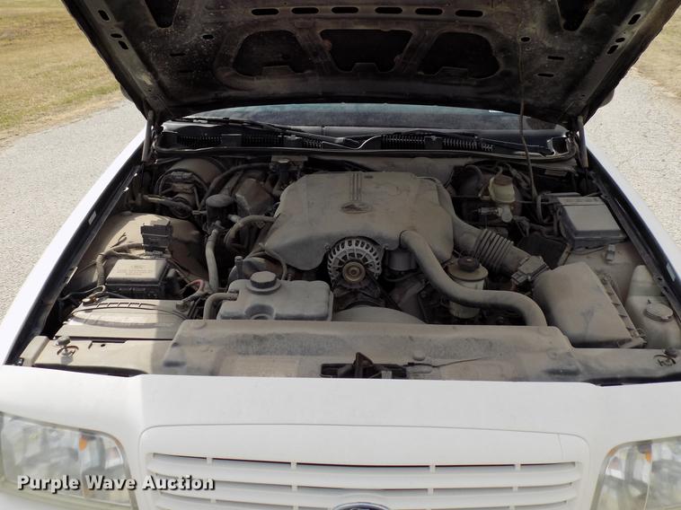 image for item FC9519 1999 Ford Crown Victoria Police Interceptor