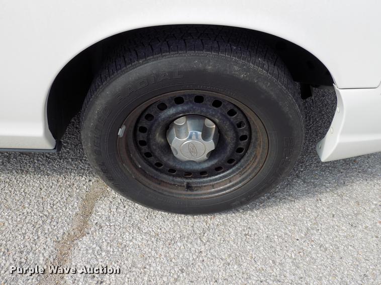 image for item FC9519 1999 Ford Crown Victoria Police Interceptor