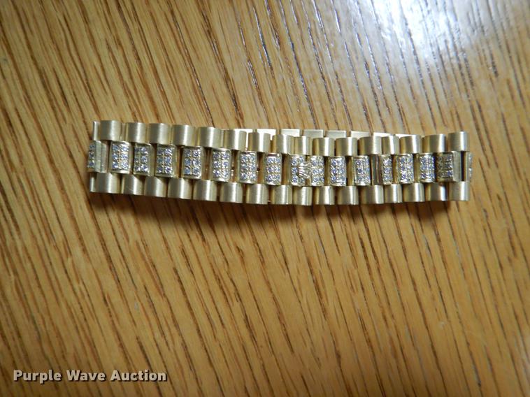 image for item FK9008 Mens gold bracelet