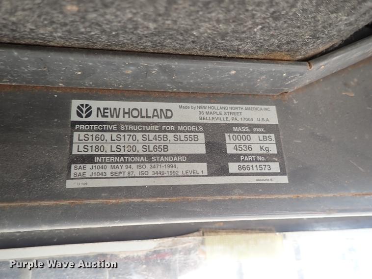 image for item FN9764 2001 New Holland LS180 skid steer