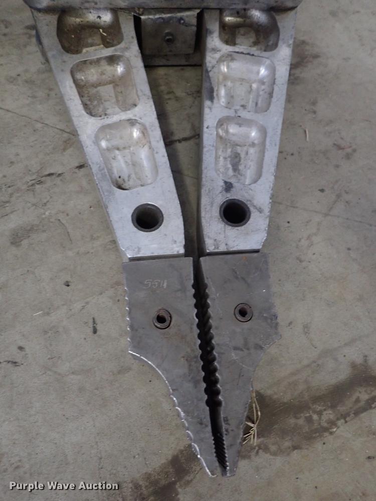 image for item FN9778 Amkus rescue tools