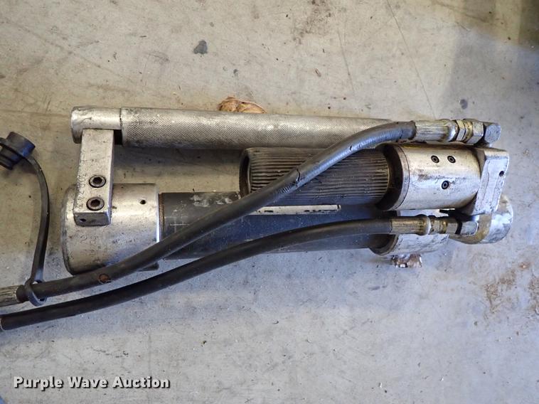 image for item FN9778 Amkus rescue tools