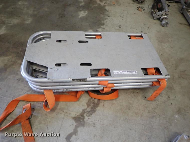 image for item FN9778 Amkus rescue tools