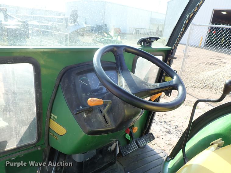 image for item FN9785 John Deere 4600 tractor