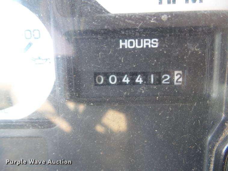 image for item L5736 2001 International 3800 school bus