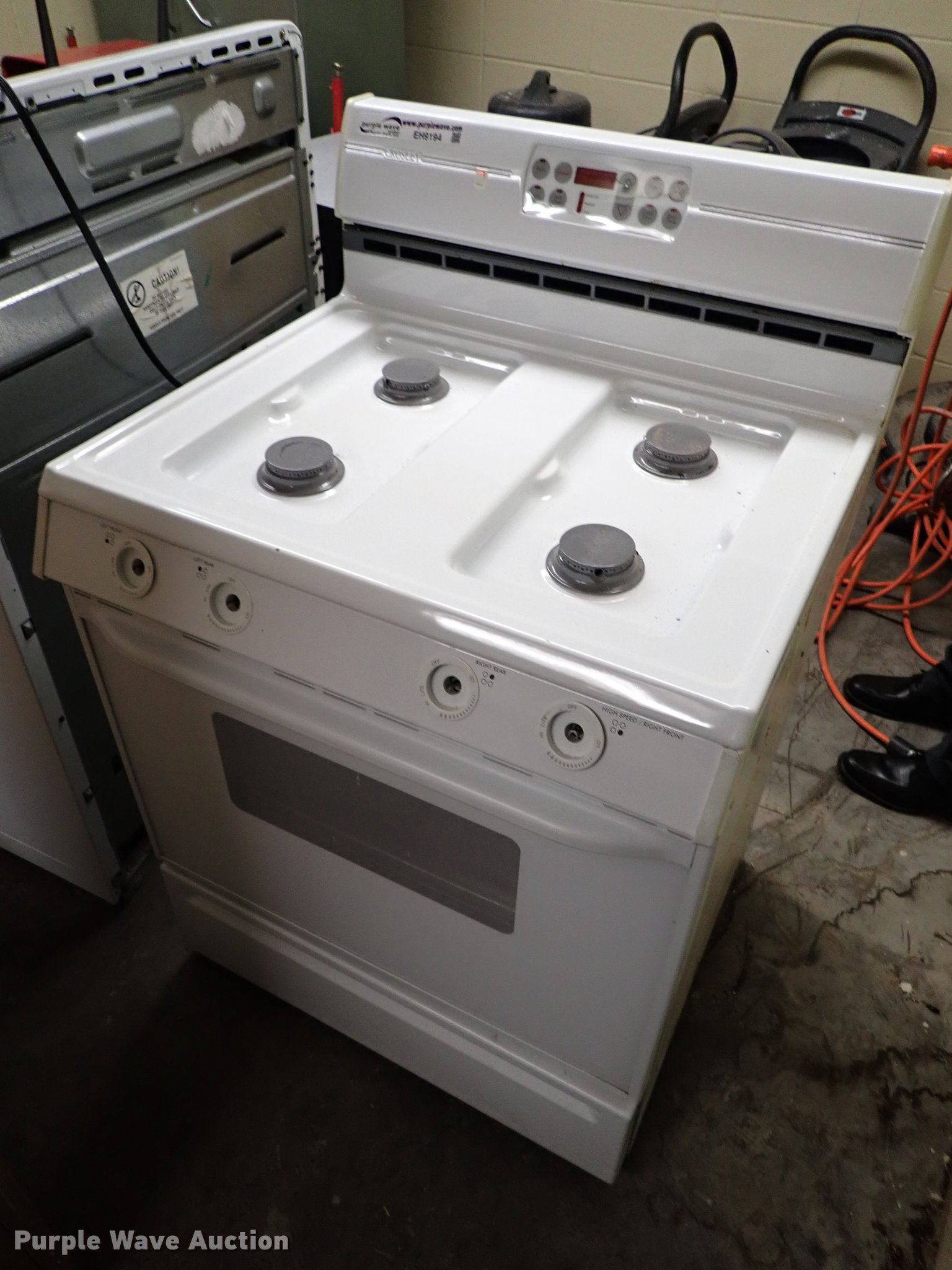 Crosley four burner stove in Valley Center, KS Item EH9194 sold