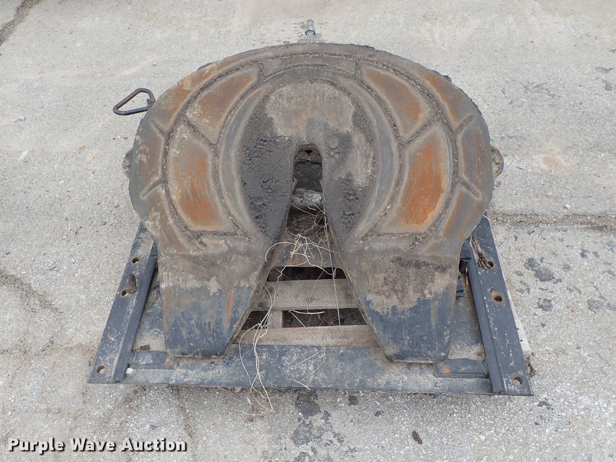 5Th Wheel Hitch For Sale >> Sliding Fifth Wheel Hitch Item Eh9216 Tuesday April 16 G 5Th Wheel Hitch For Sale >> Sliding Fifth Wheel Hitch Item Eh9216 Tuesday April 16 G