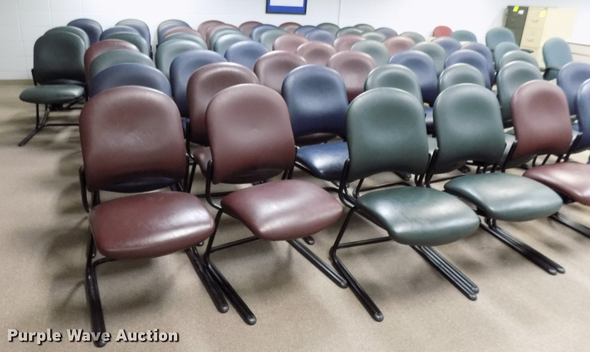 Furniture in Muskogee, OK Item FO9752 sold Purple Wave