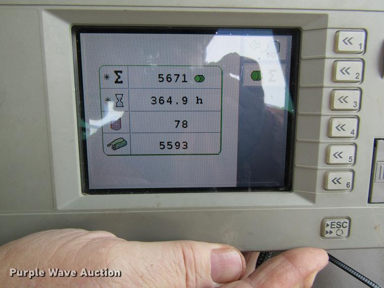 image for item DB4926 2008 AGCO Hesston 5556A round baler