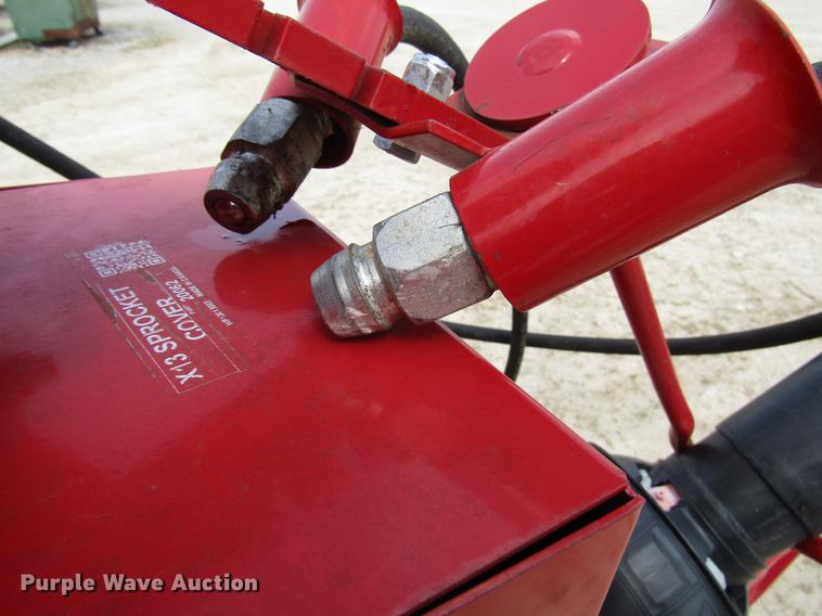 image for item DB6751 Westfield MKX130-94 grain auger