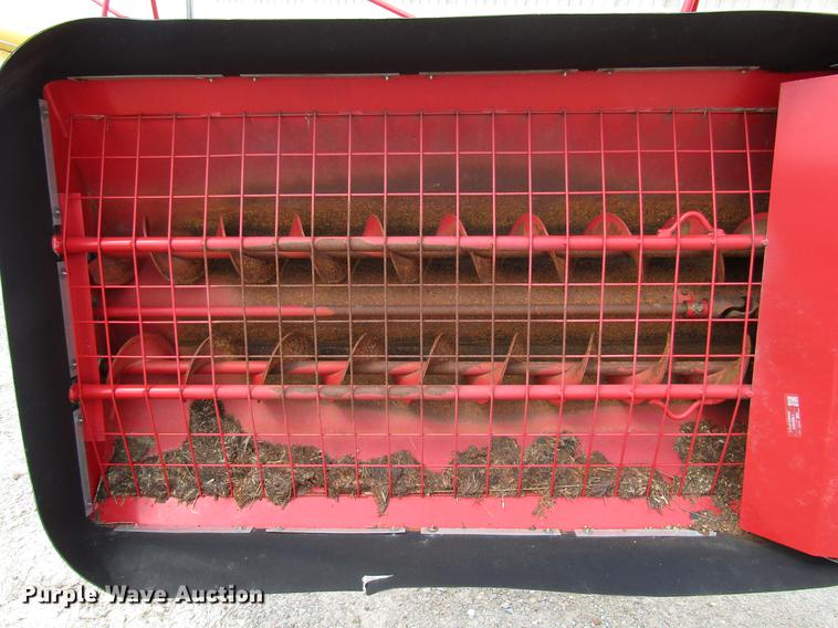 image for item DB6751 Westfield MKX130-94 grain auger