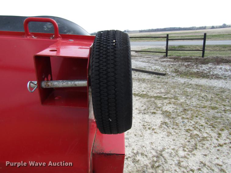 image for item DB6751 Westfield MKX130-94 grain auger